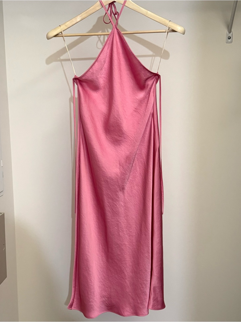 Aritzia Nightwood Dress, Bubble Pink - Picture 2 of 9